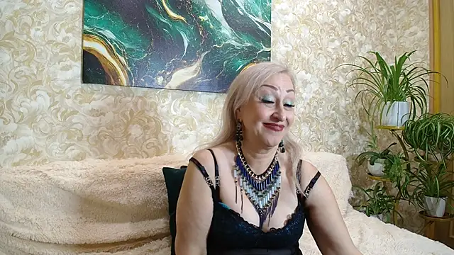 Snapshot of _Sara__Smith_ chatting on October 11, 2025, 4:13 am  Sara  Smith  online show from October 11, 2025, 4:13 am