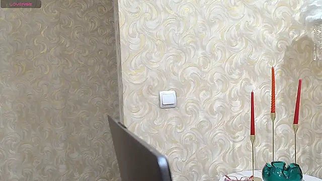 Snapshot of _Sara__Smith_ chatting on November 7, 2025, 12:31 pm Sara Smith online show from November 7, 2025, 12:31 pm