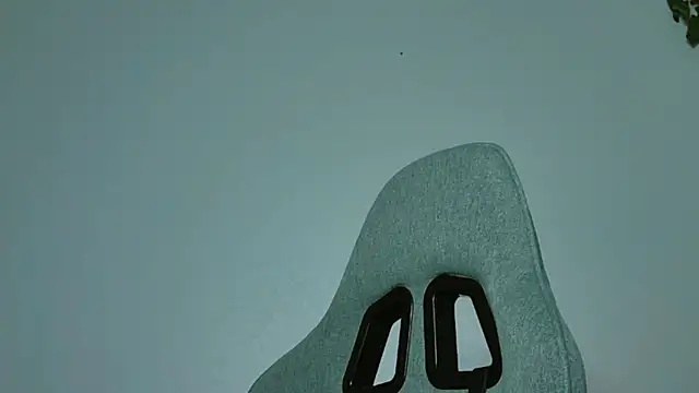 Snapshot of Yoka_paradoXXX chatting on November 14, 2025, 5:11 am Yoka paradoXXX online show from November 14, 2025, 5:11 am