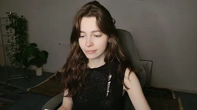 Snapshot of Yoka_paradoXXX chatting on November 19, 2025, 5:18 am Yoka paradoXXX online show from November 19, 2025, 5:18 am