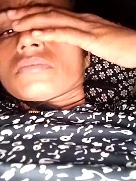 KIRTI12 HOT online show from July 4, 2026, 4:22 pm