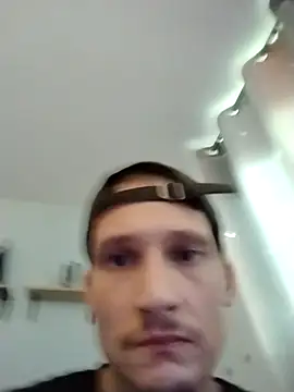 Snapshot of alexxfcuk chatting on September 11, 2025, 7:47 pm alexxfcuk online show from September 11, 2025, 7:47 pm