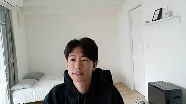 StuddedCatechin online show from November 18, 2025, 2:05 am