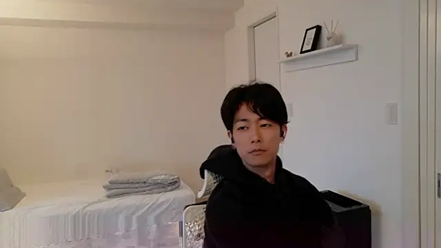 StuddedCatechin online show from October 20, 2025, 7:20 am