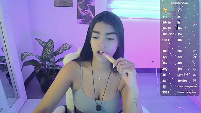 Snapshot of amarasilk_ chatting on May 25, 2026, 9:24 pm amarasilk online show from May 25, 2026, 9:24 pm