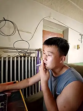 Snapshot of Fengbaby-555 chatting on September 12, 2025, 10:04 am Fengbaby-555 online show from September 12, 2025, 10:04 am