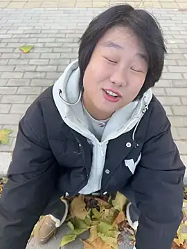 Snapshot of Fengbaby-555 chatting on November 29, 2025, 5:18 am Fengbaby-555 online show from November 29, 2025, 5:18 am