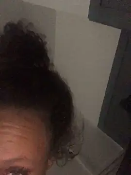 Snapshot of Welsh_Maya19X chatting on September 18, 2025, 9:56 am Welsh Maya19X online show from September 18, 2025, 9:56 am