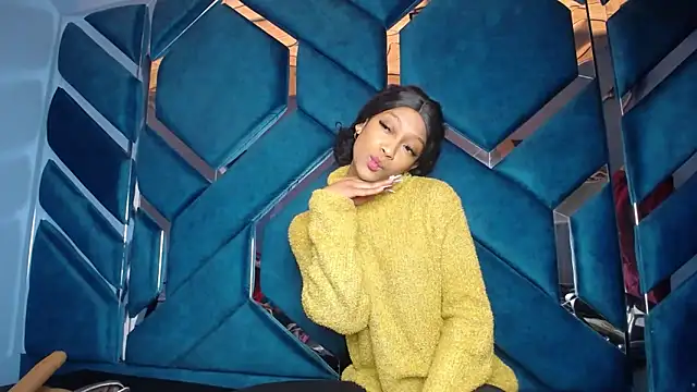 Snapshot of Lea_Sweetly chatting on December 15, 2025, 1:06 pm Lea Sweetly online show from December 15, 2025, 1:06 pm