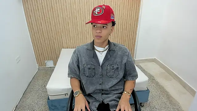 Snapshot of MARSHALL_SPENCER chatting on October 29, 2025, 12:59 pm MARSHALL SPENCER online show from October 29, 2025, 12:59 pm