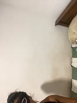 Snapshot of vinushi chatting on October 16, 2025, 3:42 pm vinushi online show from October 16, 2025, 3:42 pm