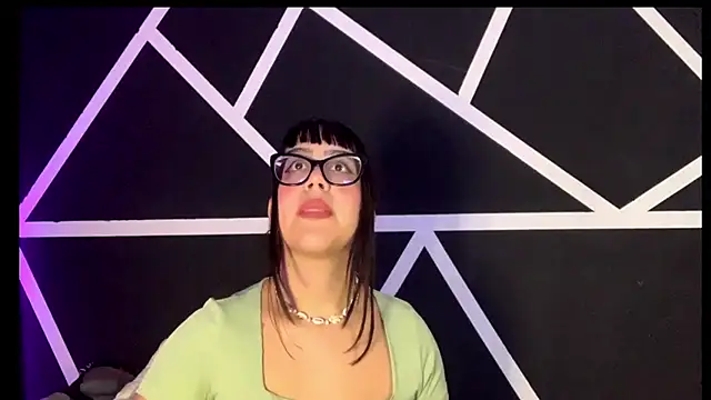 Melody dreams online show from September 30, 2025, 5:02 am