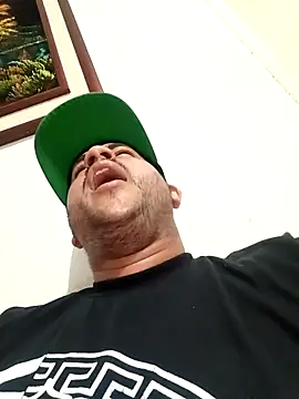 Onelioluna online show from September 10, 2025, 1:43 pm