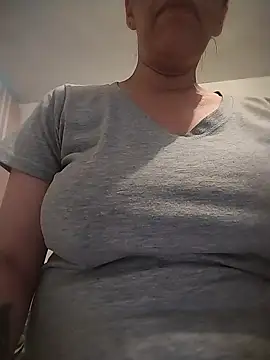 Shantey Laurent online show from April 14, 2026, 12:21 pm