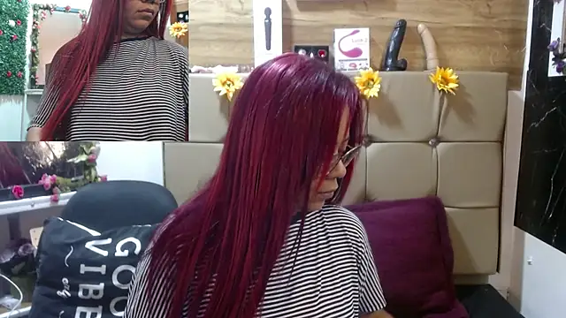 MIA  SPENCER online show from September 25, 2025, 5:08 pm