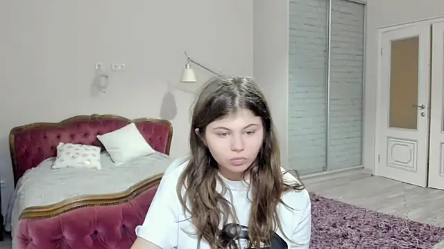 Lilly Jess online show from November 27, 2025, 7:36 pm