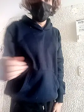 Snapshot of kittymutant99 chatting on December 3, 2025, 12:48 pm kittymutant99 online show from December 3, 2025, 12:48 pm