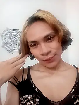 Snapshot of kittymutant99 chatting on October 28, 2025, 6:29 pm kittymutant99 online show from October 28, 2025, 6:29 pm