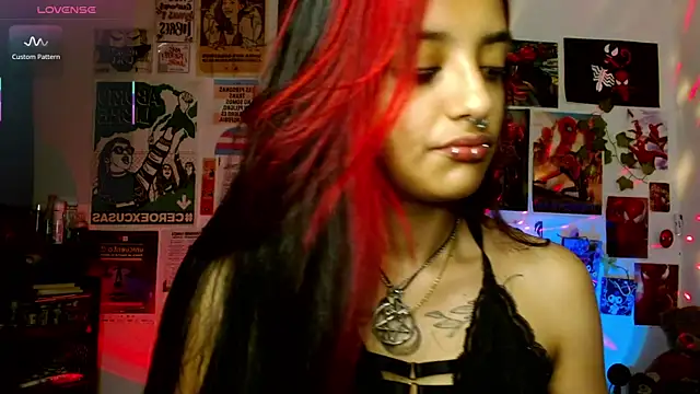 carolinerue online show from April 11, 2026, 9:02 am