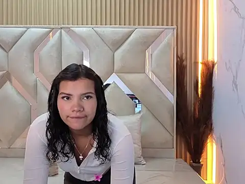 antonela tp online show from November 5, 2025, 12:52 pm