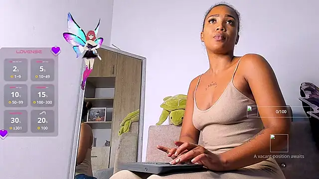 GiuliaCash online show from November 15, 2025, 10:52 am