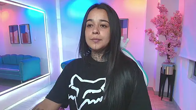 Black roseee online show from April 2, 2026, 4:08 am