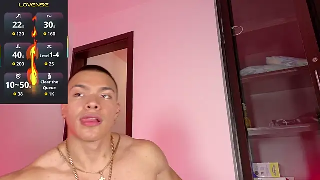 adriel escalante online show from June 2, 2026, 11:16 pm