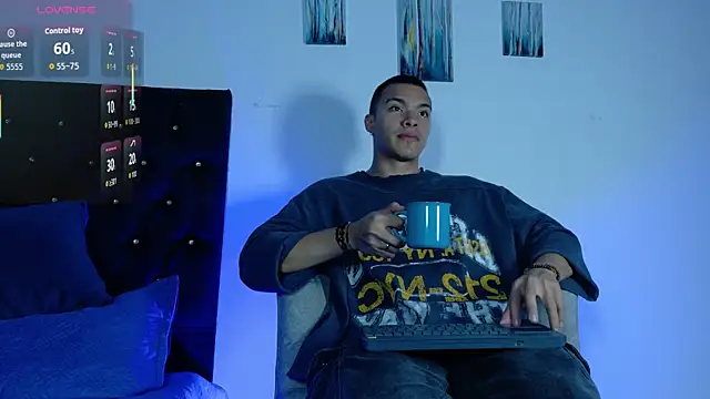 adriel escalante online show from April 20, 2026, 2:36 am