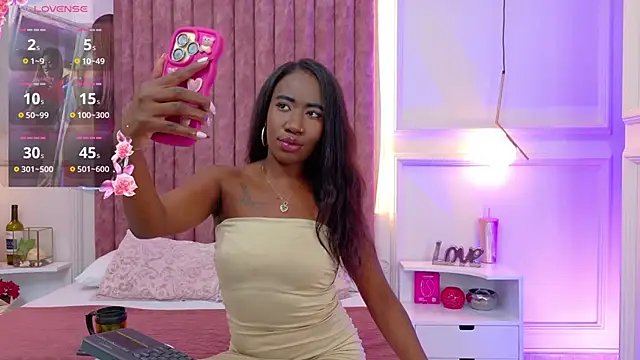 Rossie-Cameron online show from September 27, 2025, 1:28 pm