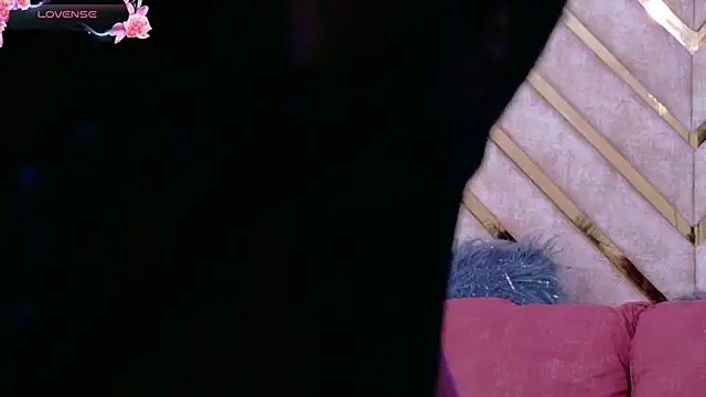 Rossie-Cameron online show from February 12, 2026, 2:39 pm