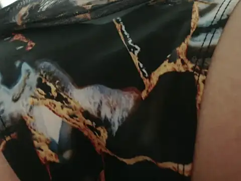 Snapshot of ximena_su88 chatting on October 10, 2025, 9:04 pm ximena su88 online show from October 10, 2025, 9:04 pm