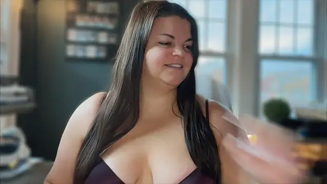 Snapshot of PlayWithBrittany chatting on November 9, 2025, 7:18 pm PlayWithBrittany online show from November 9, 2025, 7:18 pm