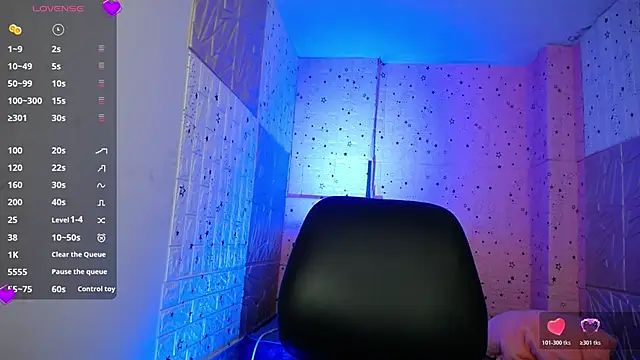 Snapshot of emmydurant chatting on November 25, 2025, 8:25 am emmydurant online show from November 25, 2025, 8:25 am