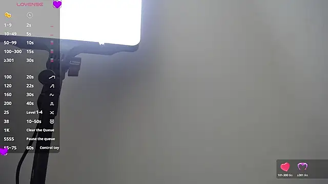 Snapshot of emmydurant chatting on November 18, 2025, 8:01 pm emmydurant online show from November 18, 2025, 8:01 pm