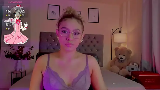 Snapshot of OxanaFedorova1- chatting on November 6, 2025, 8:13 pm OxanaFedorova1- online show from November 6, 2025, 8:13 pm