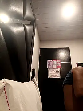 Snapshot of JoselitoVrgn chatting on November 9, 2025, 10:19 am JoselitoVrgn online show from November 9, 2025, 10:19 am