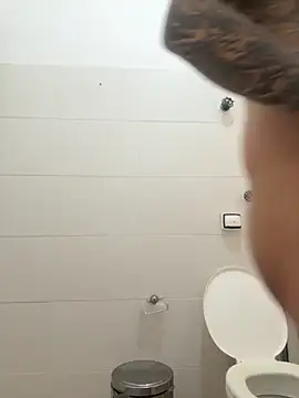 Snapshot of samuelcher chatting on October 7, 2025, 3:46 pm samuelcher online show from October 7, 2025, 3:46 pm