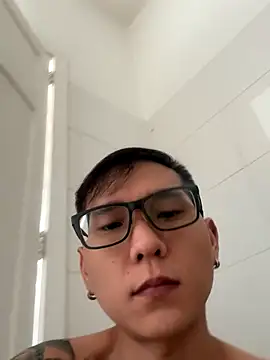 Snapshot of samuelcher chatting on October 2, 2025, 1:58 pm samuelcher online show from October 2, 2025, 1:58 pm