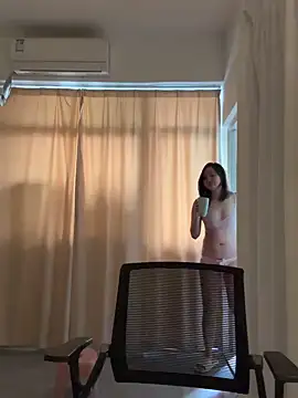 Snapshot of wly2028 chatting on January 6, 2026, 5:22 am wly2028 online show from January 6, 2026, 5:22 am