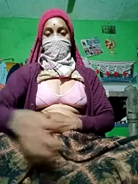 Snapshot of JA_janvi chatting on December 17, 2025, 10:15 pm JA janvi online show from December 17, 2025, 10:15 pm