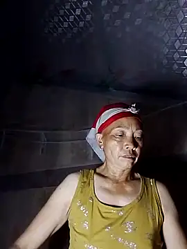 -Xuka-200 online show from October 8, 2025, 10:32 pm