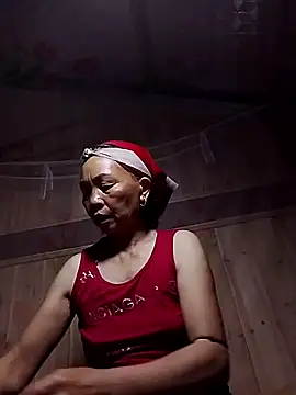 -Xuka-200 online show from October 5, 2025, 12:51 pm