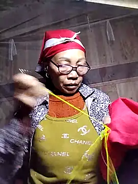 -Xuka-200 online show from January 12, 2026, 12:50 am