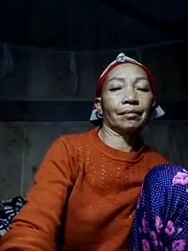 -Xuka-200 online show from November 10, 2025, 1:38 pm