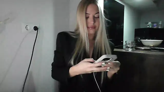 Peyaa1 online show from December 5, 2025, 8:39 pm