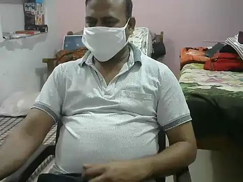 Famit025 online show from February 7, 2026, 5:10 pm