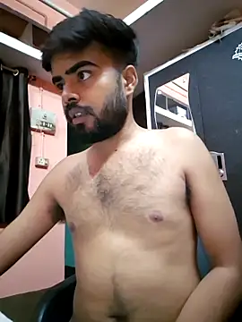 soniriyaa010101 online show from April 18, 2026, 7:07 pm