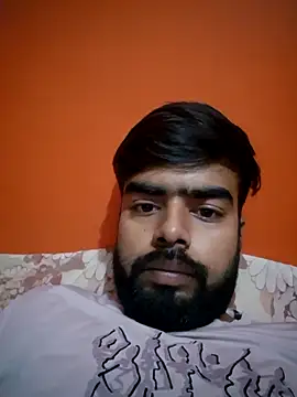 Snapshot of soniriyaa010101 chatting on October 22, 2025, 9:42 am soniriyaa010101 online show from October 22, 2025, 9:42 am