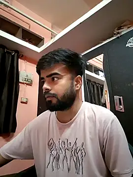 soniriyaa010101 online show from April 18, 2026, 8:05 am