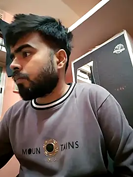 Snapshot of soniriyaa010101 chatting on December 5, 2025, 10:36 am soniriyaa010101 online show from December 5, 2025, 10:36 am